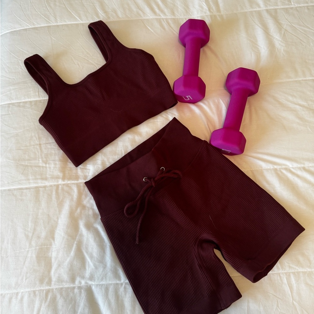Burgundy Ribbed Workout Set